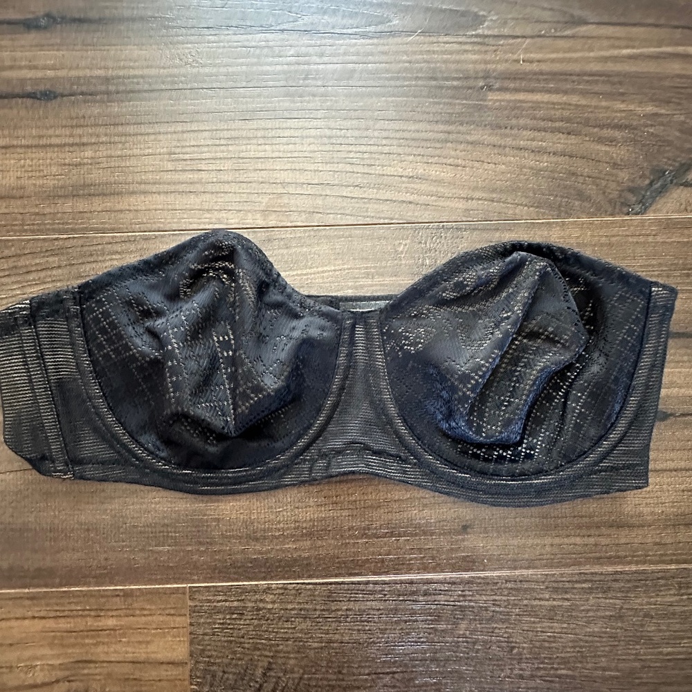Wacoal 34c strapless bra